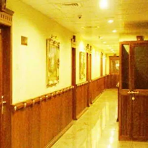 Grand Seasons Hotel Kochi